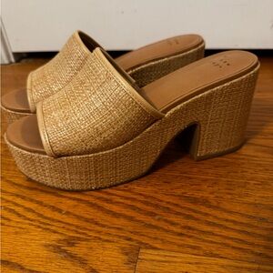 A New Day Ratan Clogs